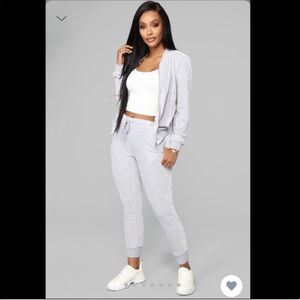 Fashion nova OG velvet lounge set